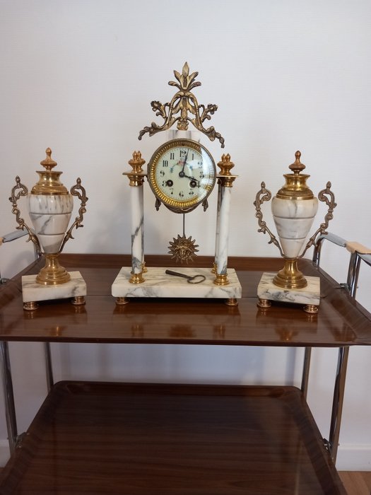 Zegar i zestaw akcesoriów  (3) - Bonnet &Pottier -  Secesja Marmur, Pozłacany brąz - 1850-1900