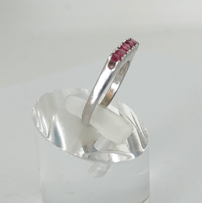 No Reserve Price - Ring - 8 kt. White gold -  0.20 tw. Ruby 