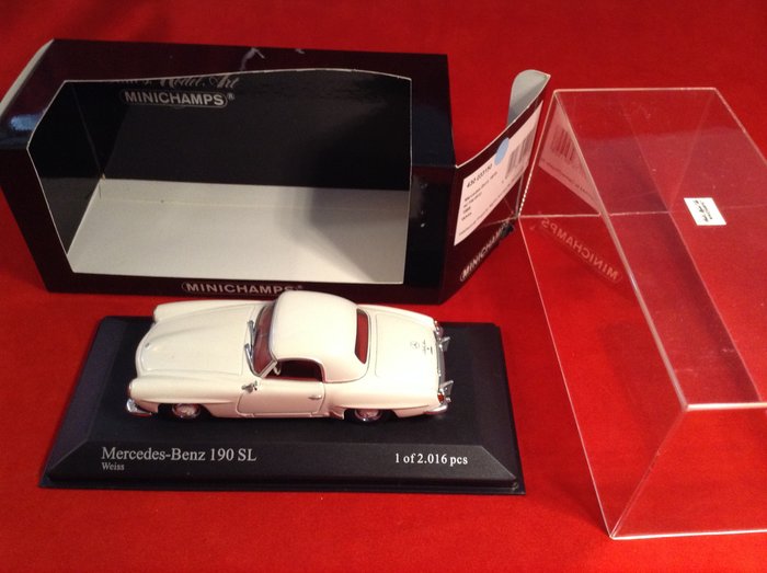 Minichamps 1:43 - 1 - Voiture de sport miniature - ref. #033150 Mercedes Benz 190SL Cabriolet with hard-top 1955 - white