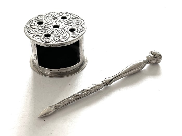 Miniaturfigur -  (2) - Silber