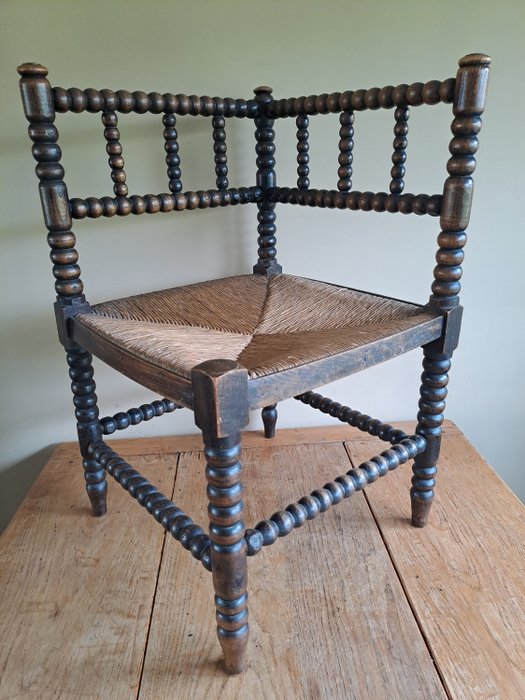 Chair (1) - Oak wood/rushing