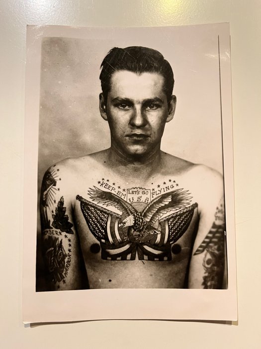Bert Grimm (1900-1985) - Leo Lipe tattooed by Bert Grimm