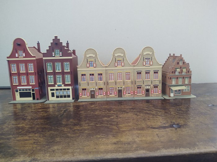 Kibri, Pola H0 - Byggnader till modelltåg (6) - Sex holländska hus