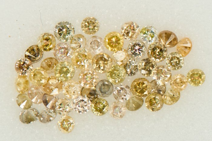 50 pcs Diamanter - 0.83 ct - Rund - NO RESERVE PRICE - Very Light to Fancy Mix Yellow - I1, I2, SI1, SI2, I3