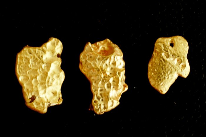 Gold Einheimisch, Nuggets aus Surinam oder Französisch-Guayana (Goldnugget)- 2.61 g - (3)