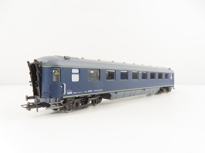 Elotrains H0 - 100.55 - Carrozza passeggeri di modellini di treni (1) - Carrozza di scorta reale Piano K - NS