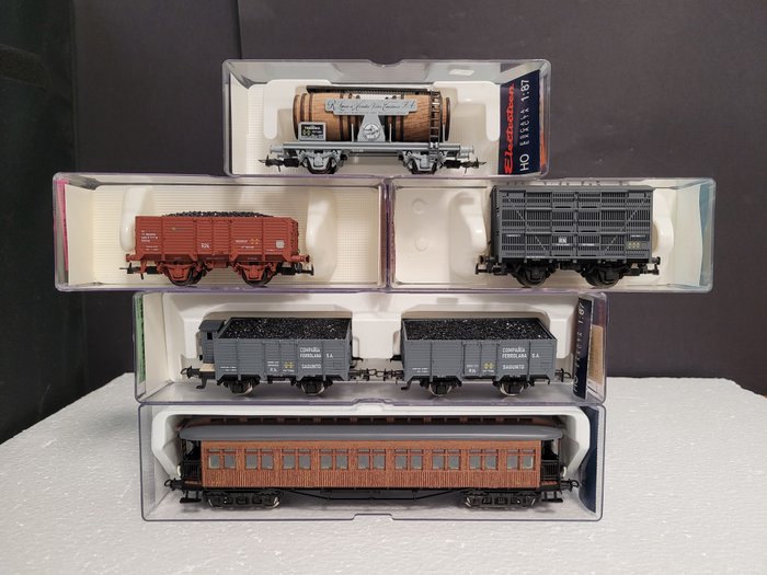 Electrotren H0轨 - 827/1930/1963/1978/5065K - 火车车厢模型 (5) - 5 辆货车 - RENFE, R.N., private