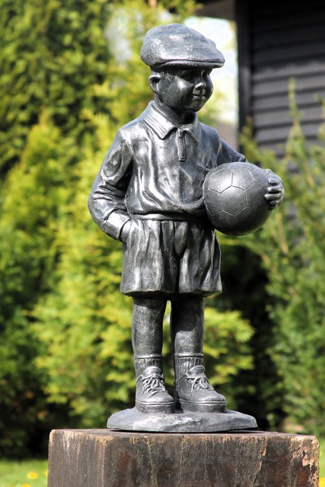 Escultura, de prof voetballer - 76 cm - POLIPIEDRA MGO
