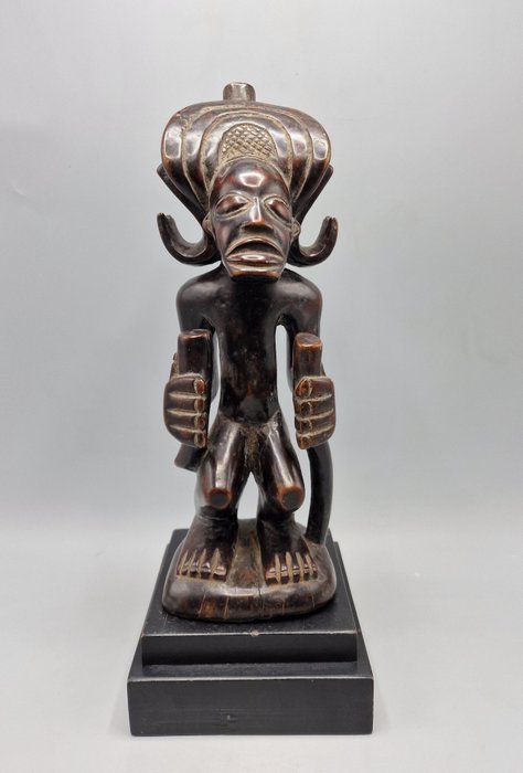 宏偉的奇賓達·喬奎雕像 - Chokwe - 安哥拉  (沒有保留價)