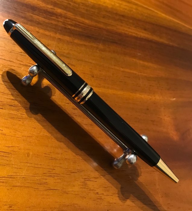 Montblanc - MontBlanc Meisterstuck Ballpoint Black Lacquer  with Gold trims - Στυλό διαρκείας