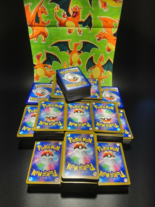 Pokémon - 2500 Mixed collection