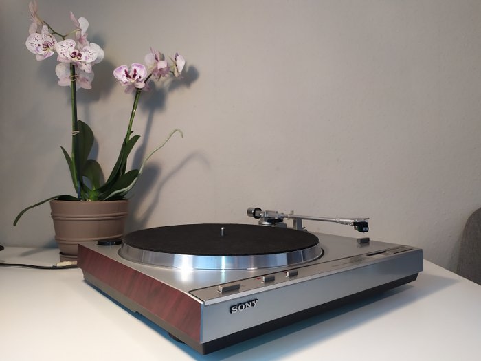Sony - PS X45 - Quartz - Full Automatic - Direct Drive Turntable