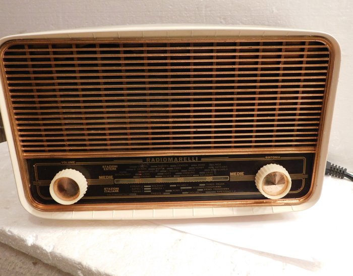 Radiomarelli - RD 181 Radio de válvulas