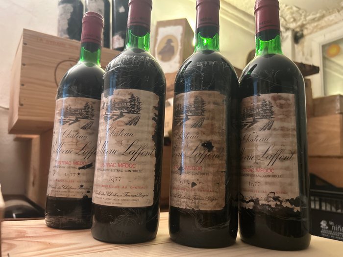 1977 Château Bellevue Laffont - Medoc Cru - 4 Bottles (0.75L)