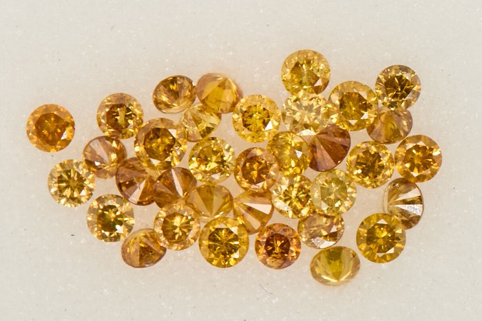 35 pcs 鑽石 - 0.86 ct - 圓形的 - NO RESERVE PRICE - Fancy Vivid to Deep Mix Yellow - SI1, SI2, VS1, VS2