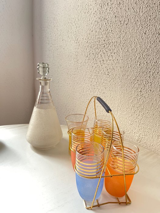 ecole bauhaus - Ivópohár (8) - design üvegtartó, vintage poharak, hozzáillő kancsó - üveg, sárgaréz, gumi,