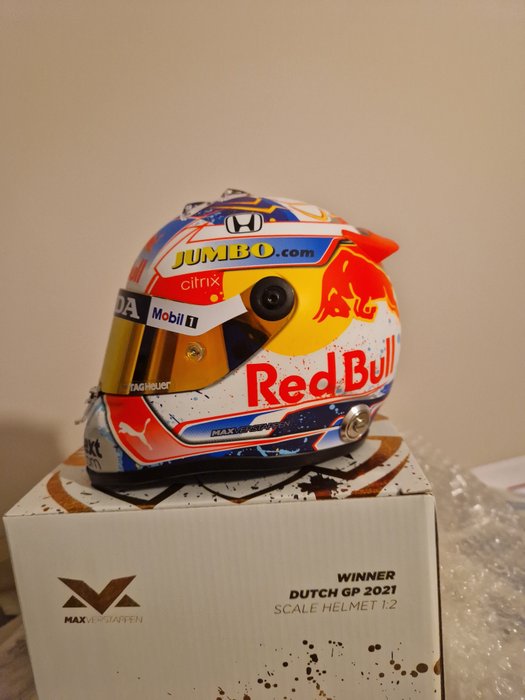 Max Verstappen - 2021 - 比例 1/2 头盔 