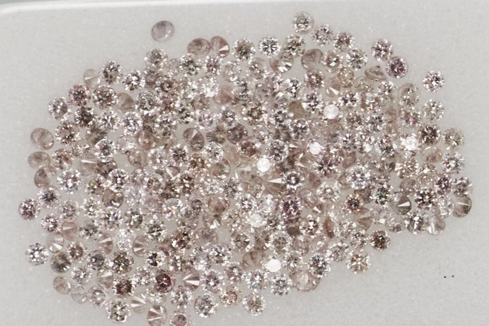 239 pcs Diamanten - 0.99 ct - Ronde - NO RESERVE PRICE - Mix Brown - Pink* - P1, SI1, SI2