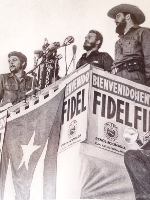 Raúl Corrales Fornos (1925 - 2006) - Che Guevara Fidel and Camilo Cienfuegos