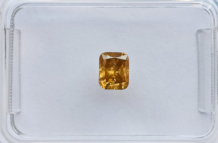 Diamond - 0.34 ct - Cushion - fancy intens yellow orange - I1, No Reserve Price