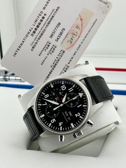 IWC - Pilot Chronograph Day-Date - IW377709 - Homem - 2011-presente