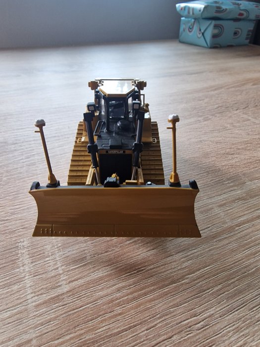 Norscot 1:50 - Miniatura de máquinas de terraplanagem - Caterpillar D6T