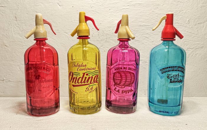 Fles - Glas, Set van vier vintage sifons
