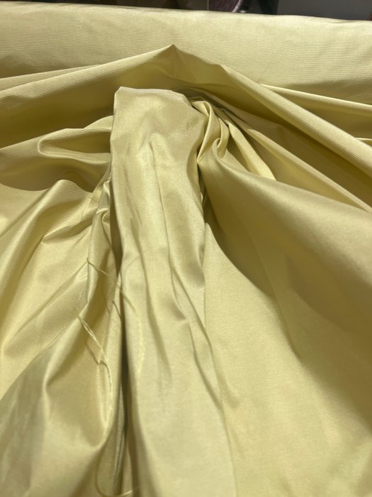Tessuto pura seta 1200 x 140 - 紡織品 - 1200 cm - 149 cm