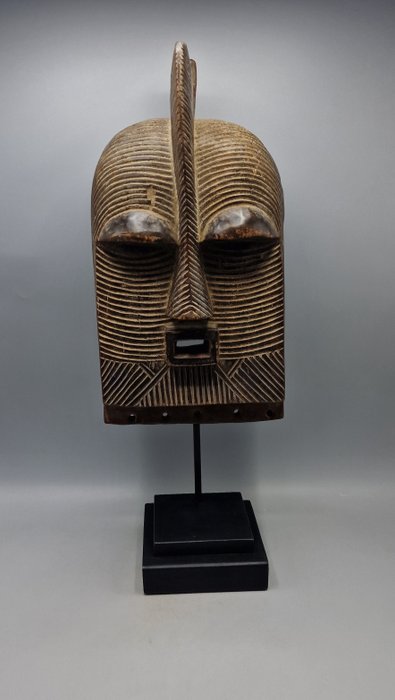 華麗的 KIFWEBE 面具 - 非凡 - Songye - 剛果民主共和國  (沒有保留價)