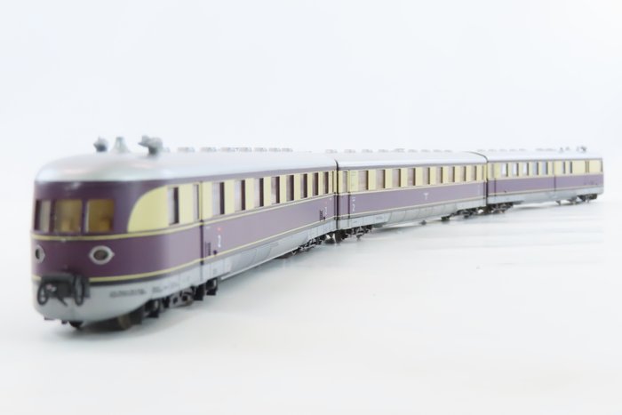 Liliput H0 - 126 01 1 - 火車單元 (1) - 三件式柴油火車組「飛行漢堡」SVT 137 - DRG