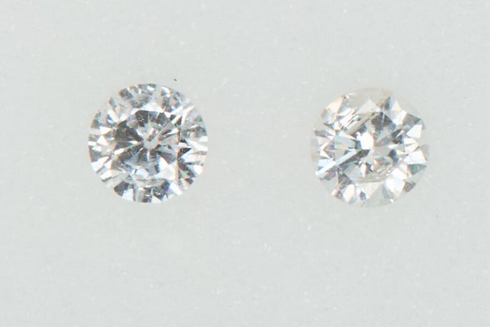 2 pcs Diamantes - 0.24 ct - Redondo - NO RESERVE PRICE - F - I2