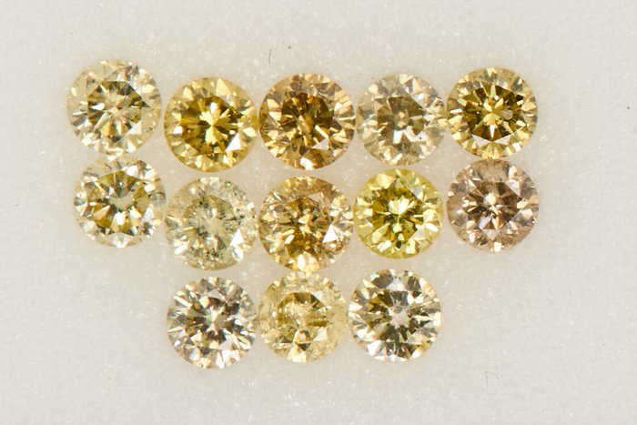 13 pcs Diamante - 0.77 ct - Rundă - NO RESERVE PRICE - Fancy Mix Yellow - I1, SI1, SI2, VS1, VS2