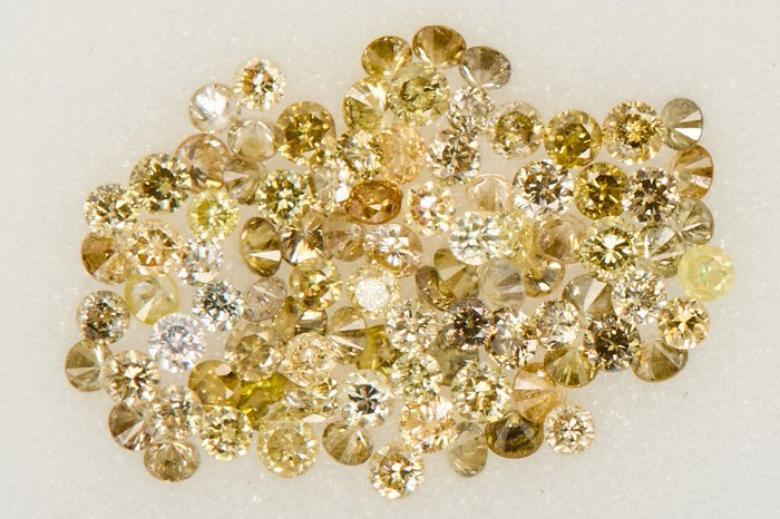 92 pcs Diamanten - 1.24 ct - Ronde - NO RESERVE PRICE - Light to FancyMix Yellow-Greenish Yellow - P1, P2, SI1, SI2, VS1, VS2, I3