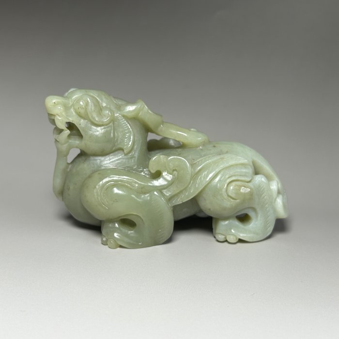 Estátua de Besta Animal Pixiu - Jade Nefrite - China - Moderno