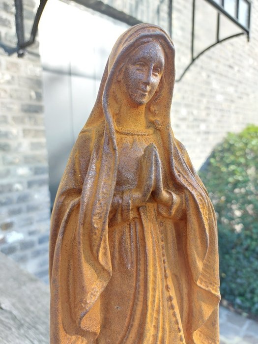Statue, heavy metal statue of Saint Mary the virgin - 39 cm - Fer (fonte)