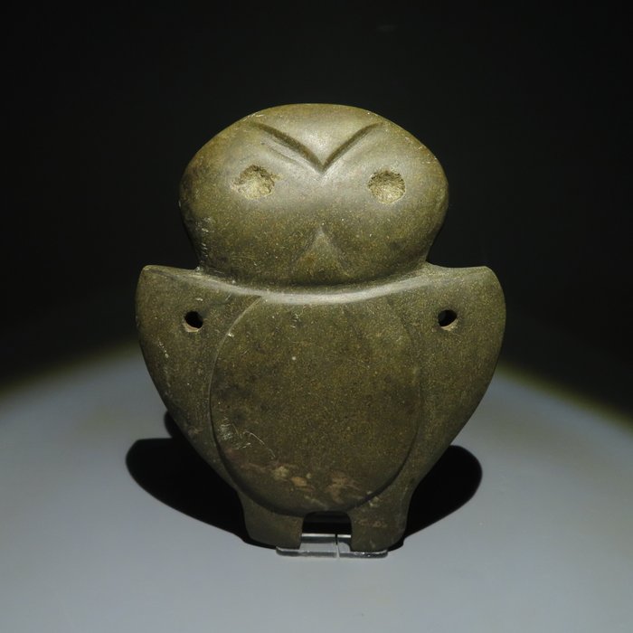 智利馬普切人 石 切爾庫拉。西元 1200 - 1500 年。長 17 公分。