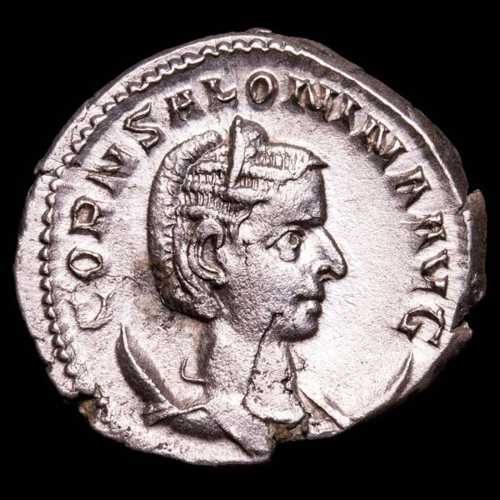 罗马帝国. 萨洛维纳 （奥古斯塔， 公元254-268）. Antoninianus Cologne mint, circa 257-258 A.D. VESTA Vesta seated left on throne, holding palladium in her right  (没有保留价)