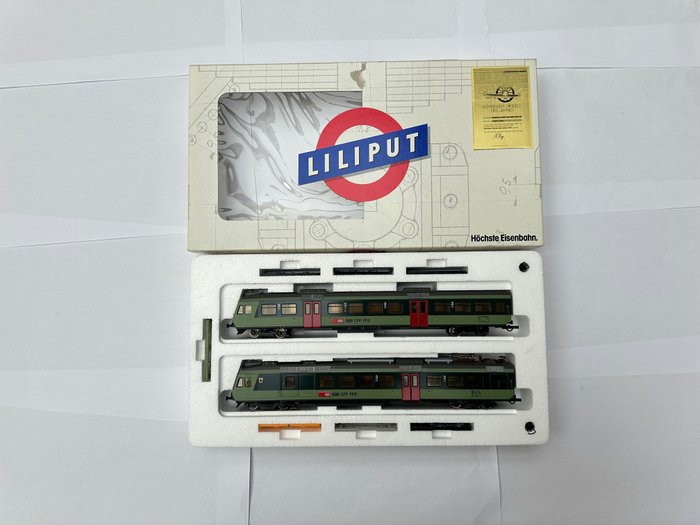 Liliput H0 - 144 50 - Vonat egység (1) - Kétrészes elektromos vonat készlet RBDe 4/4 Pendelzug NPZ - SBB CFF FFS