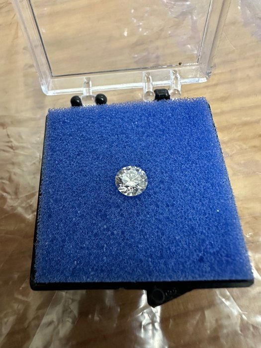 1 pcs Diamant  (Natürlich)  - 1.00 ct - Rund - D (farblos) - FL - Gemological Institute of America (GIA)