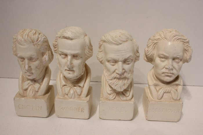 Szobrocska, 4 bustes de compositeur (verdi, chopin, wagner, beethoven) dont 2 signés Casea - 12 cm - Gipsz