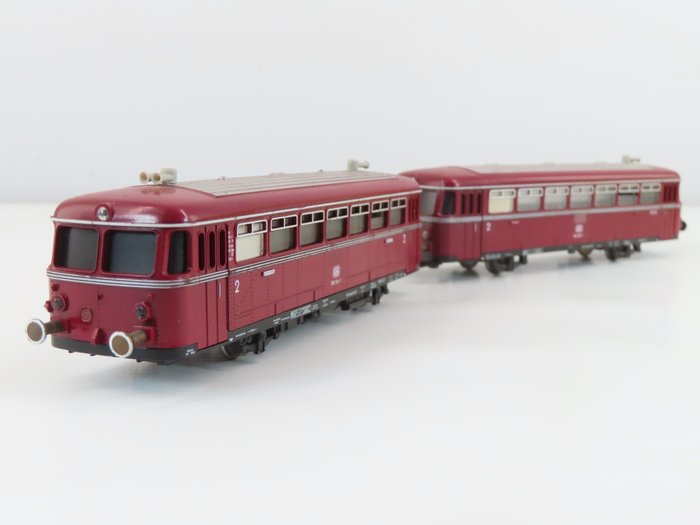 Trix H0轨 - 52 2481 00 - 火车单元 (1) - 轨道客车 2 件套，配有动车 BR 798 和拖车 BR 998 - DB
