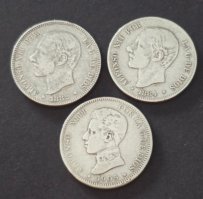 Spania. Alfonso XII (1874-1885) / Alfonso XIII (1886-1931). 2 Pesetas 1882 MSM / 1884 MSM / 1905 SMV (3 moedas)  (Ingen reservasjonspris)