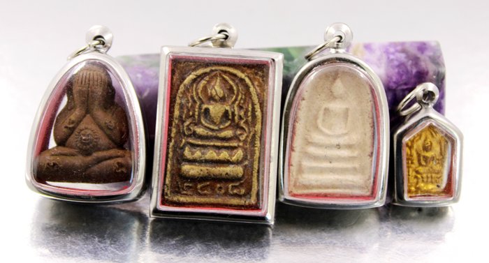 4 Talismãs/Amuletos para Relicários de Proteção à Meditação - Buda - Tailândia  (Sem preço de reserva)