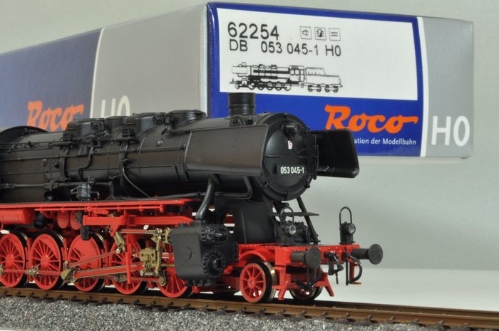 Roco H0 - 62254 - Modellbahn (1) - Dampflokomotive mit Wannentender BR 053 045-1 - DB