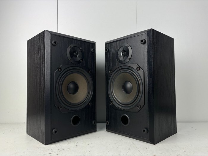 Bower & Wilkins - V201 - Matching Pair Speaker set
