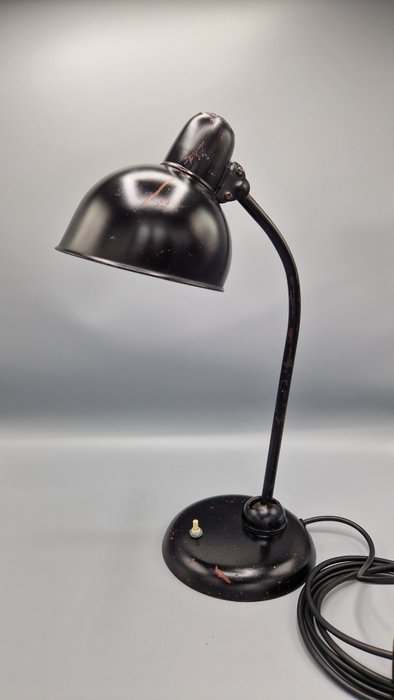Kaiser Idell - Christian Dell - Lámpara de sobremesa - 6551 - Metal