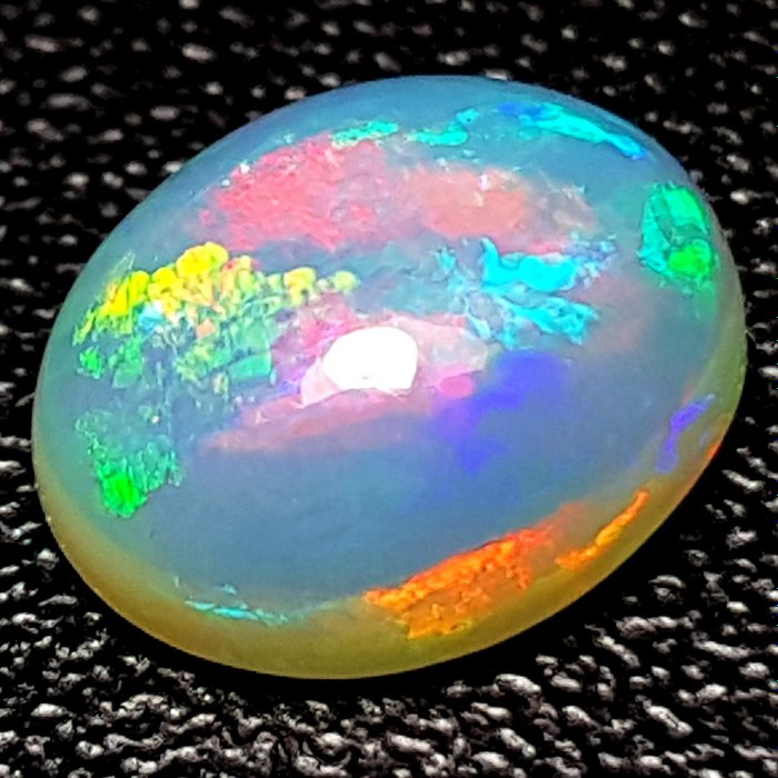 1 pcs multicolored Opal - 2.52 ct