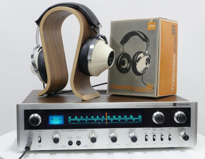 Toshiba - Półprzewodnikowy amplituner stereo SA-500, słuchawki 50X - Zestaw Hi-fi