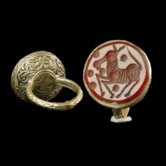 Empire ottoman Bague avec intaille cornaline avec cheval  (Sans Prix de Réserve)