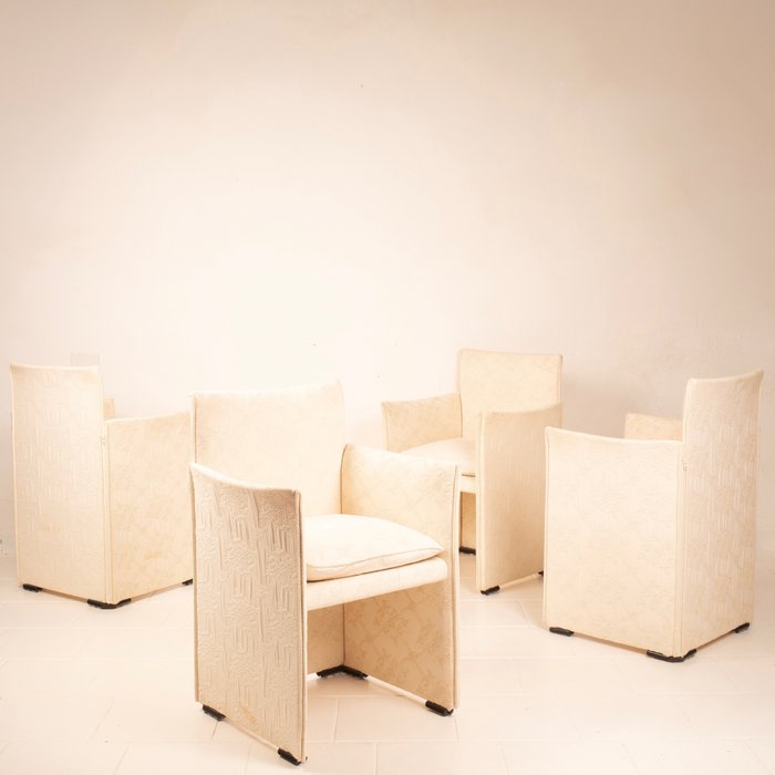 Cassina - Mario Bellini - Καρέκλα (4) - Σπάσιμο 401 - Βαμβάκι, Πλαστικό, Χάλυβας